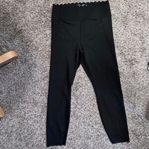 Jessica Simpson Scallop Leggings